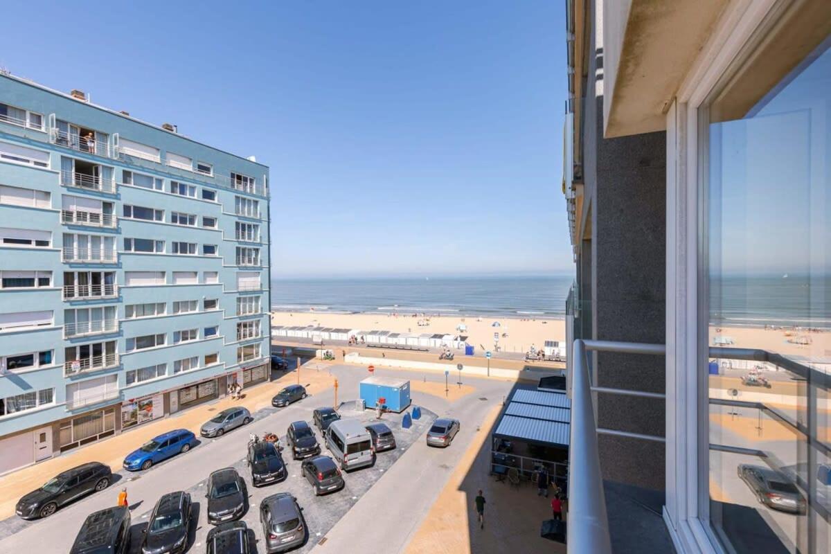 Huswell - Lovely Apartment With Lateral Sea View And Parking Ostende Exterior foto